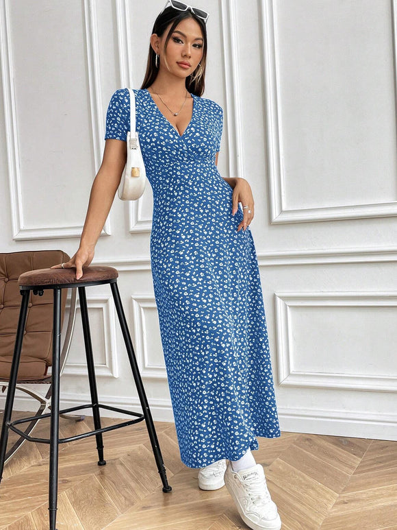 Blue Elegant Short-Sleeved Dress With Floral Prints